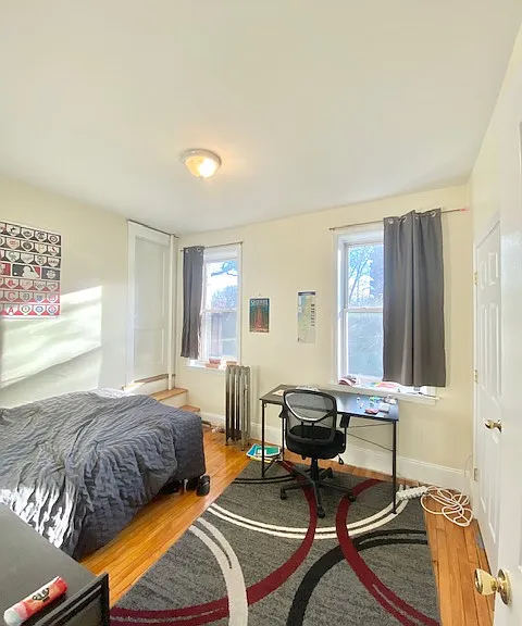 322 Saint Paul St — Photo 5