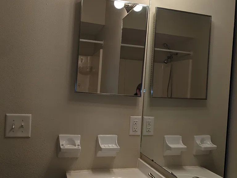 2231 Ascot Ct #2 — Photo 6