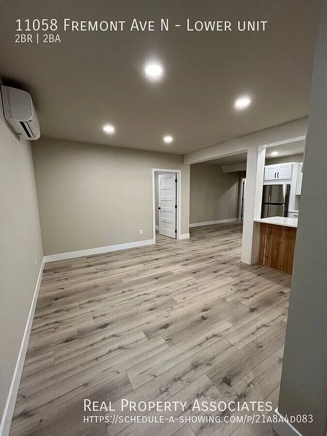 2 bed, 2.0 bath, 950 sqft, $2,800 — Photo 3