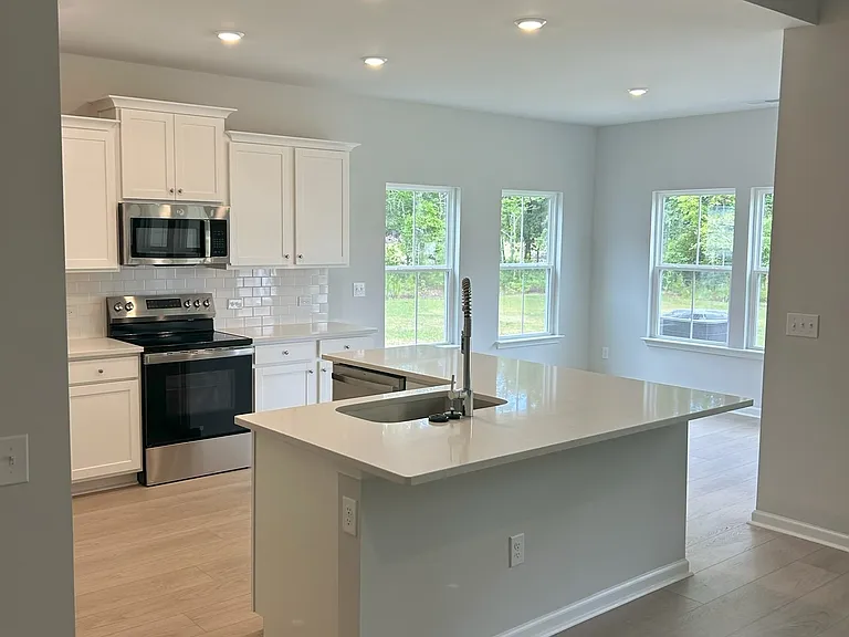 3414 Wood Stork Dr SW — Photo 4
