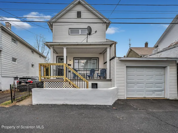 1343 Harmony Ct, Scranton, PA 18509