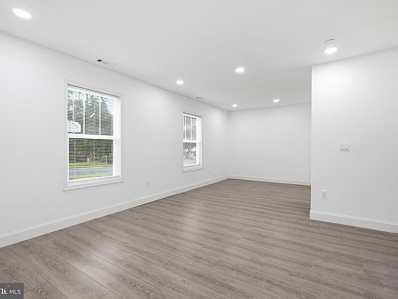 2nd image of 136 Winder Rd