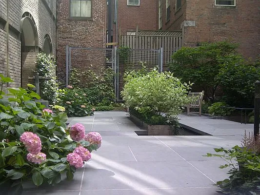 Rented by Historic Front Street Leasing | media 9