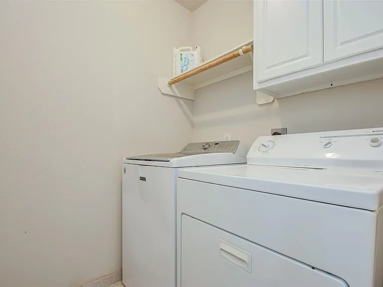 7511 S Linpar Ct — Photo 38