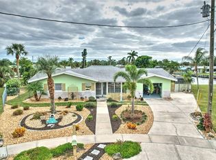4404 N Bay Cir, North Fort Myers, FL 33903