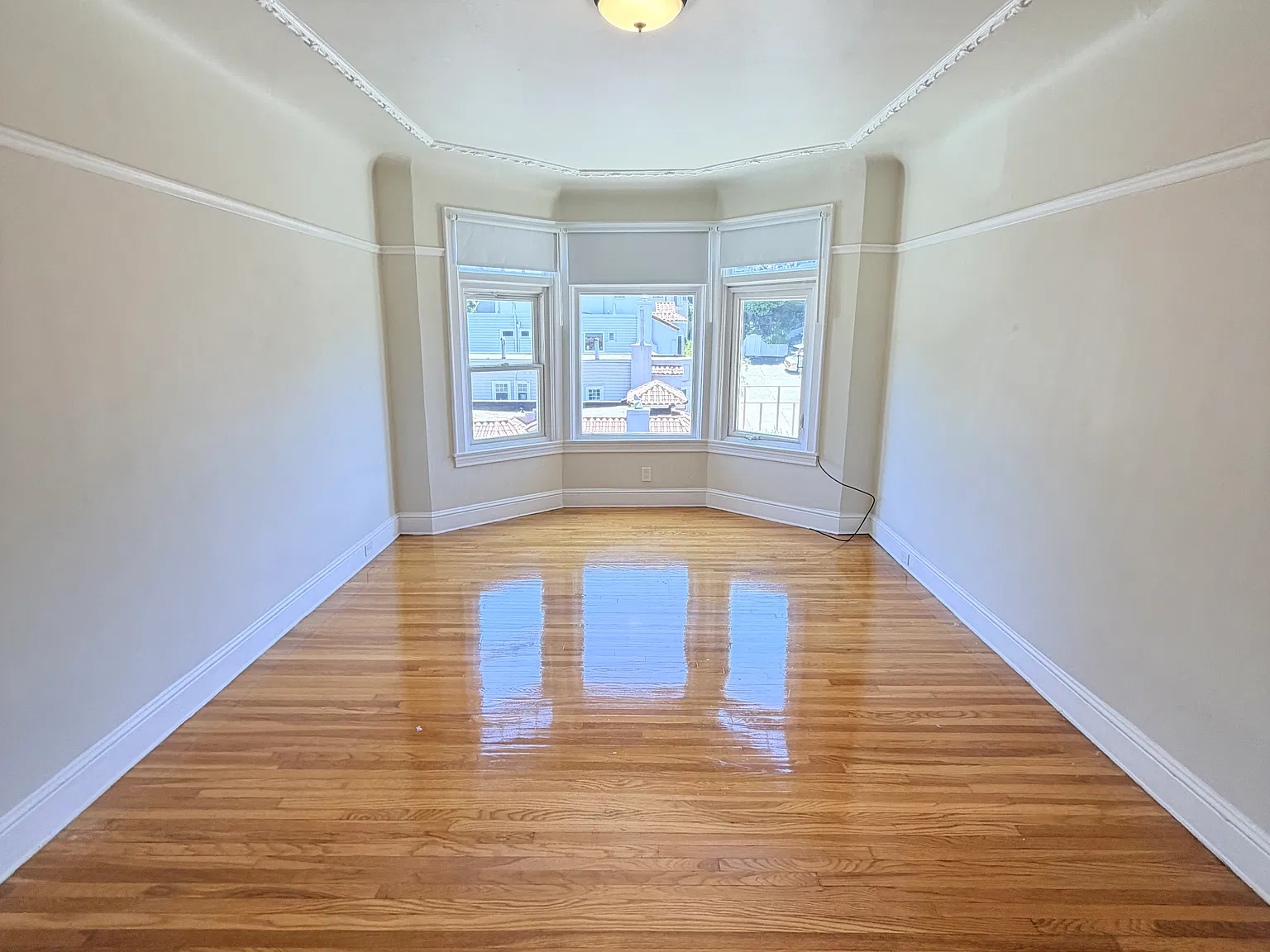 Studio, 500 sqft, $4,295 — Photo 1