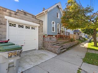 2401 W Grant STREET, Milwaukee, WI 53215