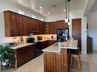 1090 Vista De Los Alamos, Rio Rico, AZ 85648