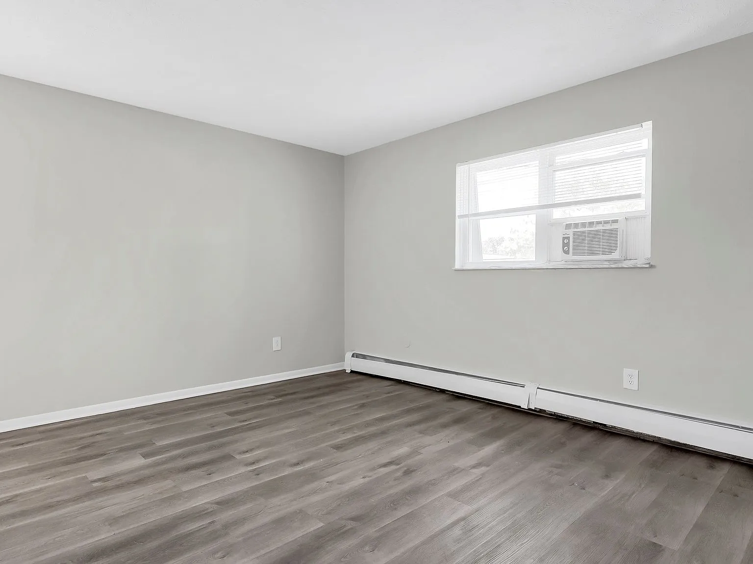 1 bed, 712 sqft, $775 — Photo 3