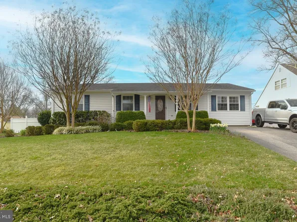 3621 5th St, North Beach, MD 20714