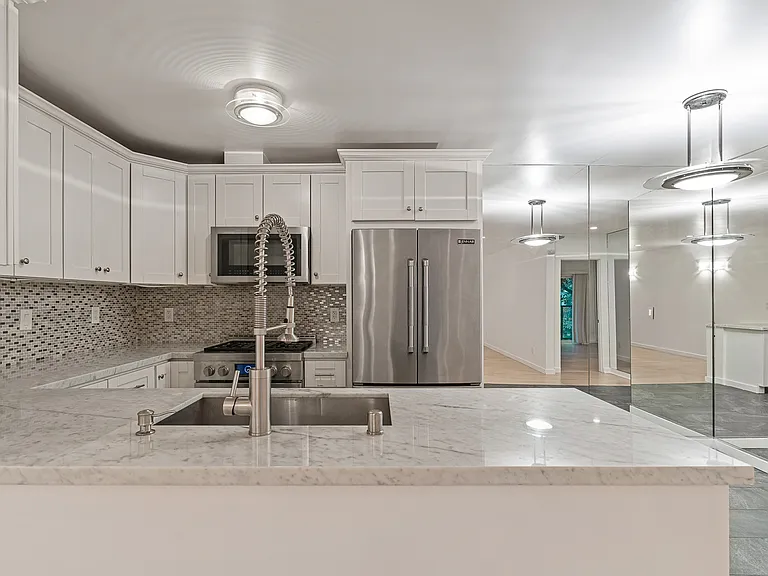 9005 Cynthia St #119 — Photo 2