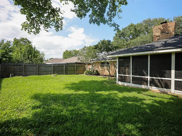 51 Sweetgum Ct — Photo 36