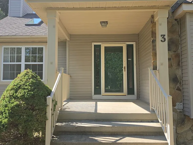 3 Alexander Ct — Photo 2