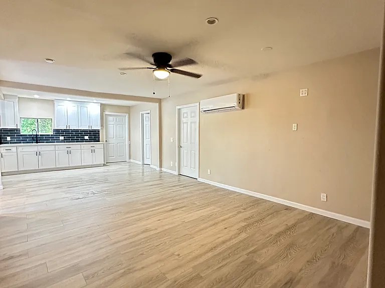 65911 Buena Vista Ave — Photo 3