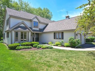18465 Saint Andrew Ct #A, Brookfield, WI 53045