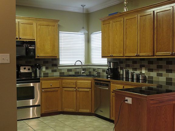 4th image of 12391 Highland Dr