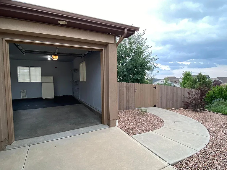 5296 Chimney Gulch Way — Photo 4