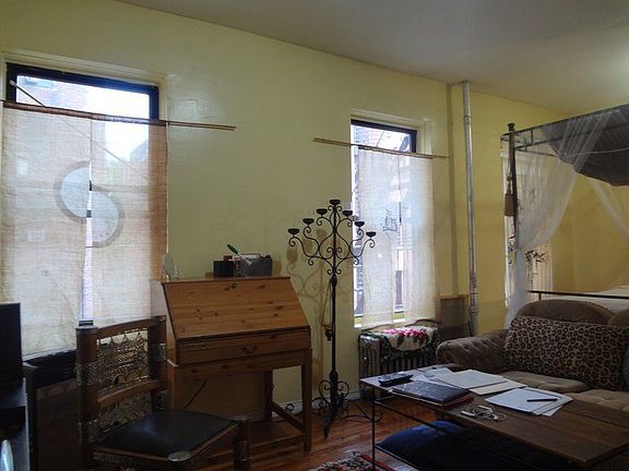 2nd image of 4 W 105th St APT 3A