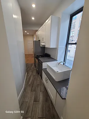 Rented by Corcoran | media 19