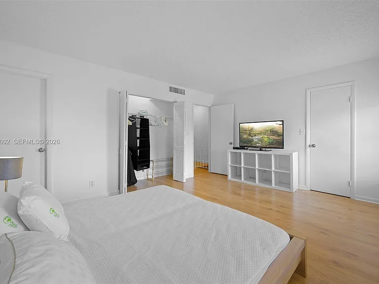 1951 Atlantic Shores Blvd #23 — Photo 9