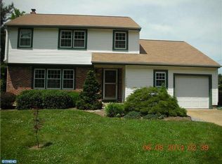 2504 Saint Charles Pl, Cinnaminson, NJ 08077