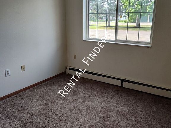 2nd image of 907 Madison Ave #1
