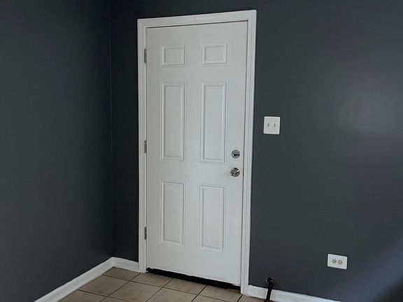 4th image of 10613 S Edbrooke Ave