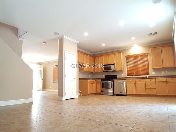 5th image of 5433 Sun Prairie St