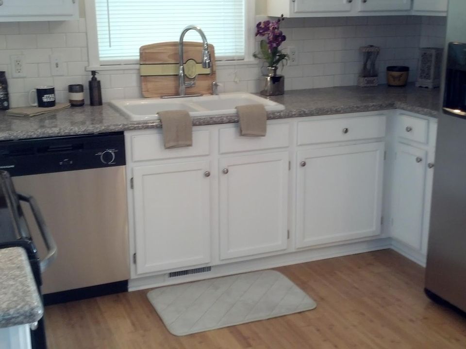 Eat in Kitchen