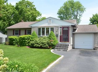 59 Tree Rd, Centereach, NY 11720