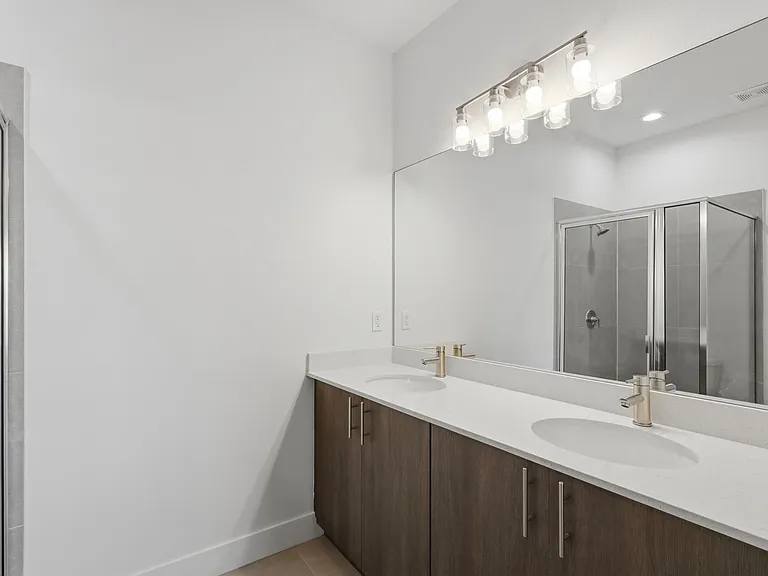 3227 Halsey Ave SE — Photo 44