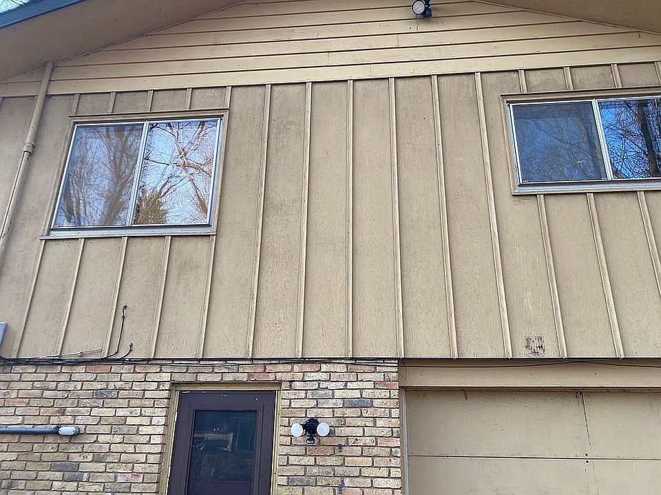 1st image of 32140 Dresden Ave