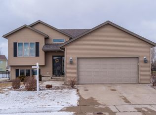 4895 Spire Ln NW, Rochester, MN 55901