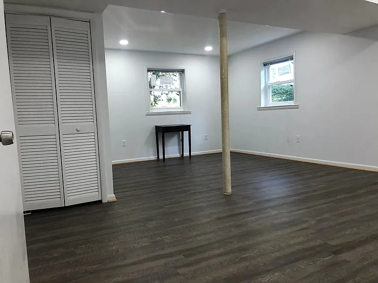 5817 Shana Pl — Photo 16