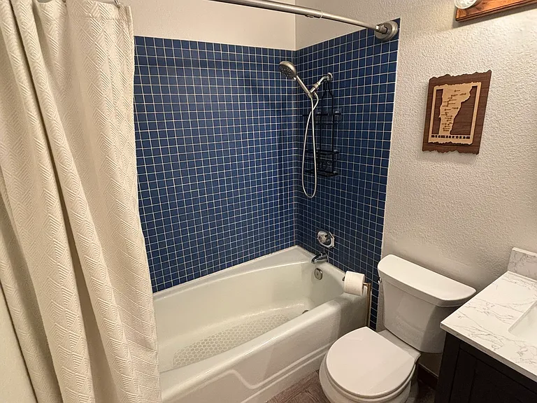 100 Winding Creek Rd #9 — Photo 6