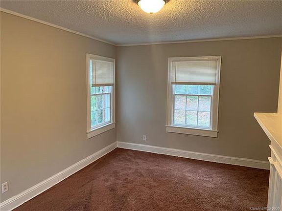 3rd image of 312 Westwood Dr