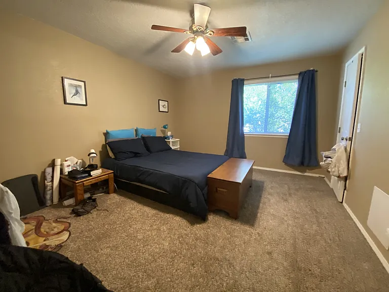 1332 Eastgate Dr — Photo 11