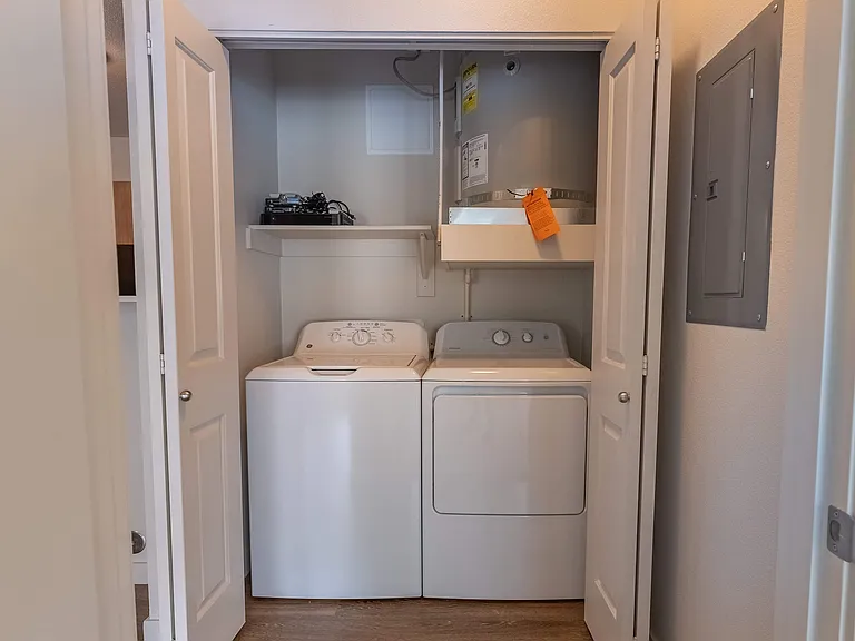 Sandyplace Apartment Homes — Photo 35