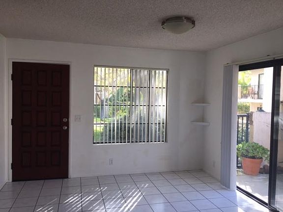 5th image of 7644 Palmilla Dr Unit 19