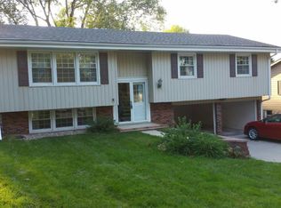 5032 N 115th St, Omaha, NE 68164