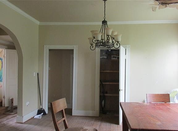 2nd image of 703 Drew St