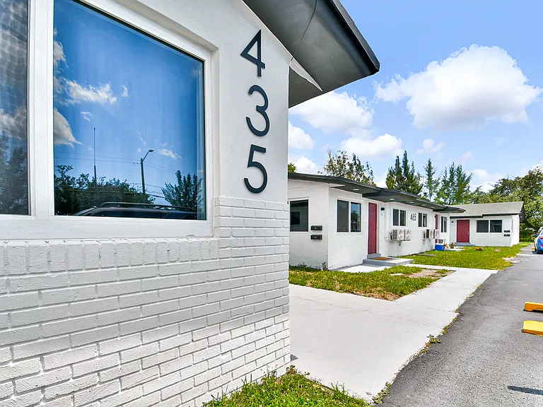 435 Ali Baba Ave #2 — Photo 1
