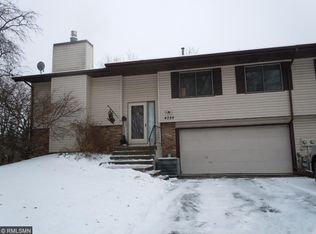 4526 Bridge Ct, Shoreview, MN 55126