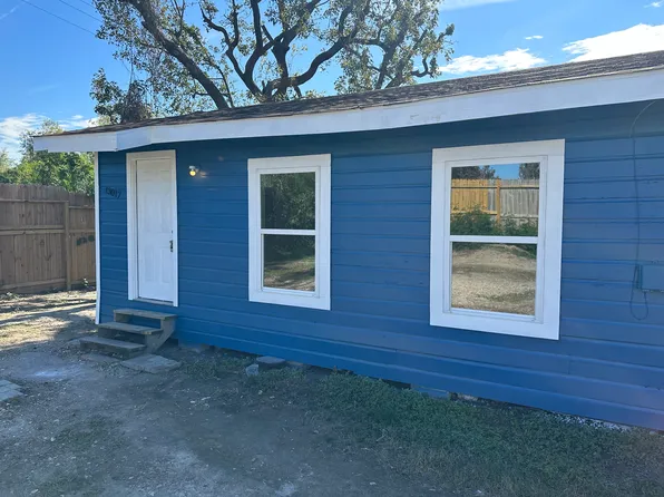 13017 Vickie Ln, Houston, TX 77015