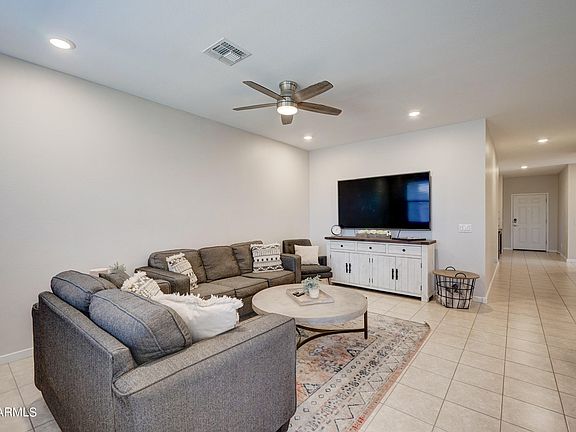 5th image of 37068 N CAMARILLO Drive