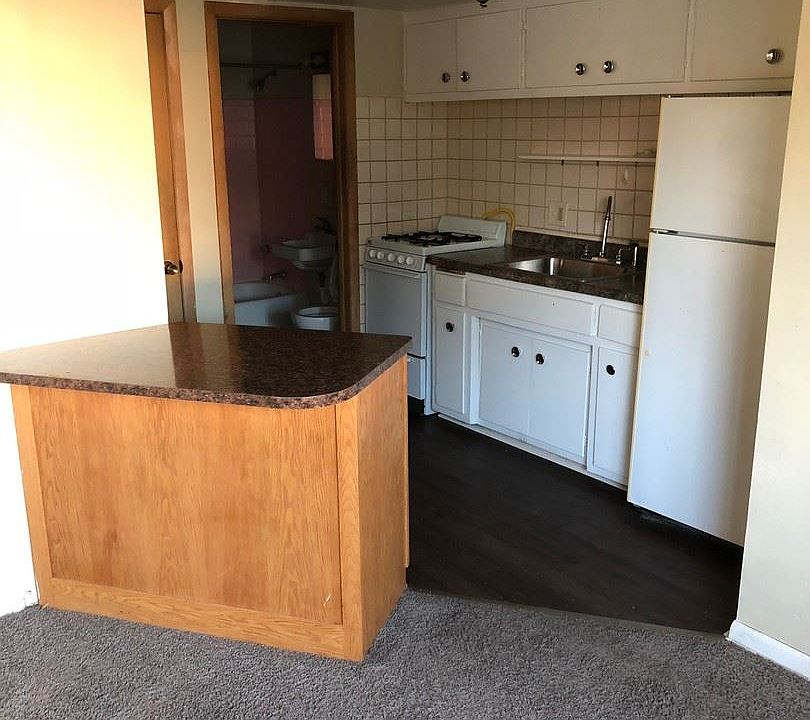 2nd image of 5019 N Hopkins St #6944317