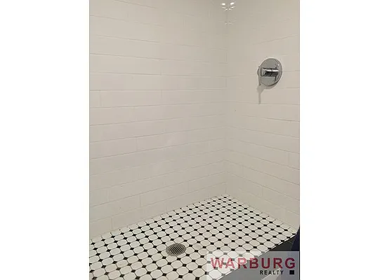 Rented by Warburg | media 2