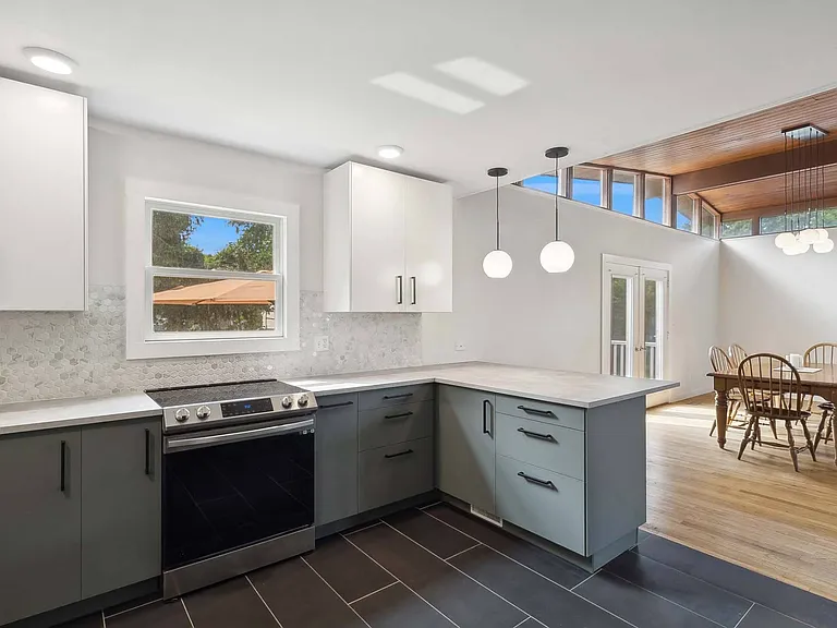 48 Driftwood Ln — Photo 4
