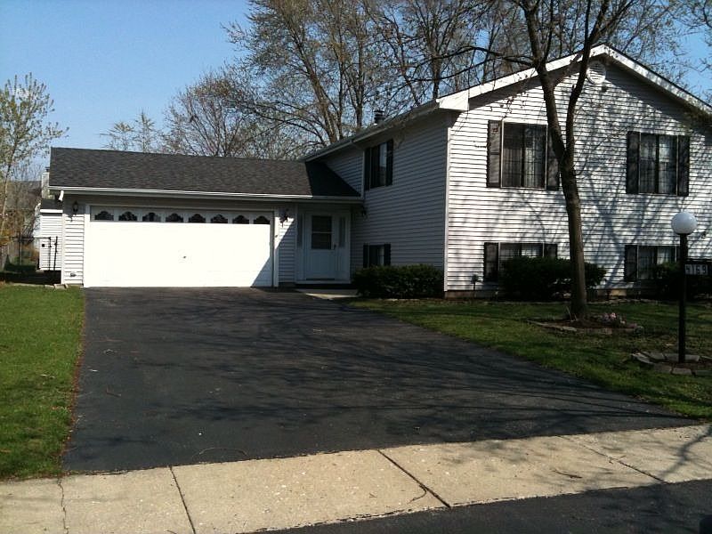 1st image of 4169 Woodlake Dr