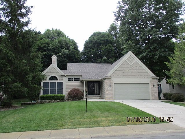 1st image of 2112 Lake Wood Dr